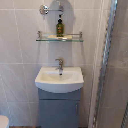 Knocknafallia Apartment *